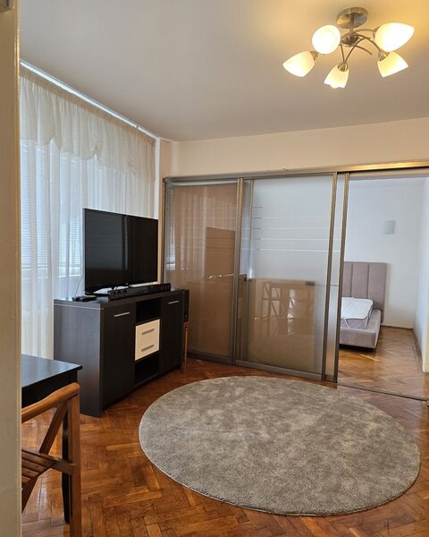 Stefan cel Mare x Vviitorului langa metrou Oobor