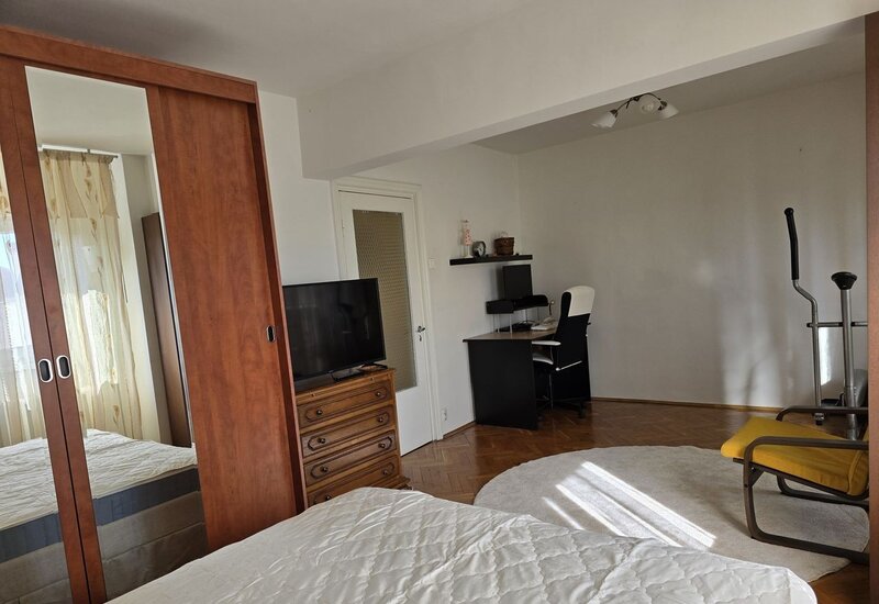 Stefan cel Mare x Vviitorului langa metrou Oobor